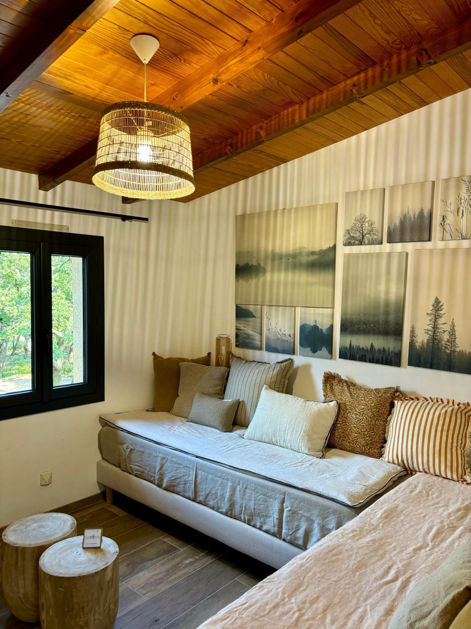 Maison Terre De Lune Mondragon Bagian luar foto